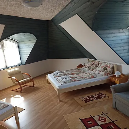 Muschel Panzio 4* Keszthely