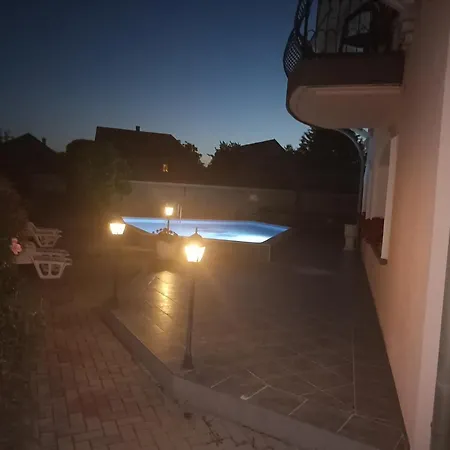 Vendégház Muschel Panzio 4*