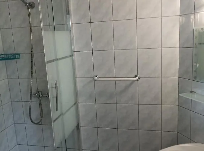 Muschel Panzio 4* קסזטלי